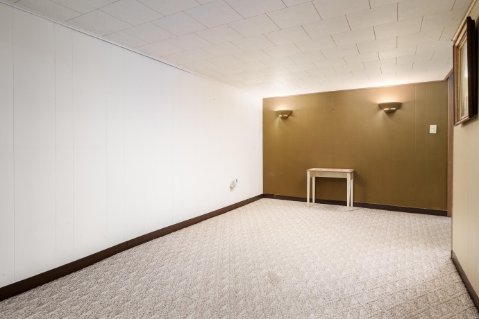 5005 MOHAWK, ROCKFORD, Illinois 61107, 3 Bedrooms Bedrooms, ,2 BathroomsBathrooms,House,For Sale,MOHAWK,202601403