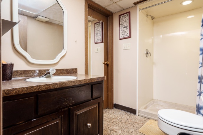 5005 MOHAWK, ROCKFORD, Illinois 61107, 3 Bedrooms Bedrooms, ,2 BathroomsBathrooms,House,For Sale,MOHAWK,202601403