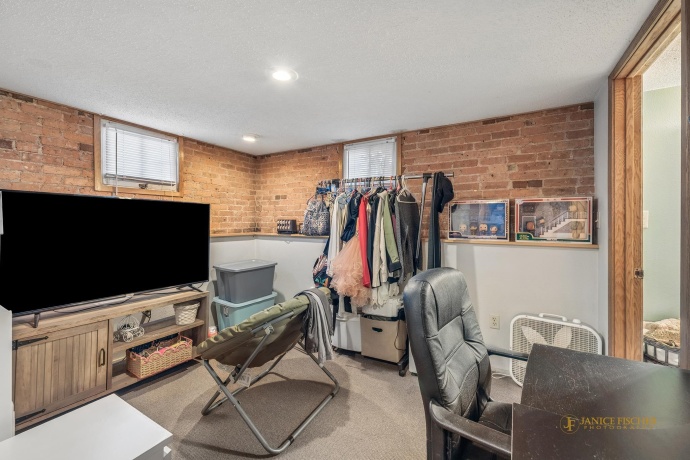 522 Rome, ROCKFORD, Illinois 61107, 2 Bedrooms Bedrooms, ,2 BathroomsBathrooms,House,For Sale,Rome,202601404