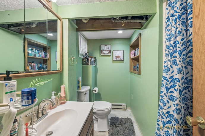 522 Rome, ROCKFORD, Illinois 61107, 2 Bedrooms Bedrooms, ,2 BathroomsBathrooms,House,For Sale,Rome,202601404