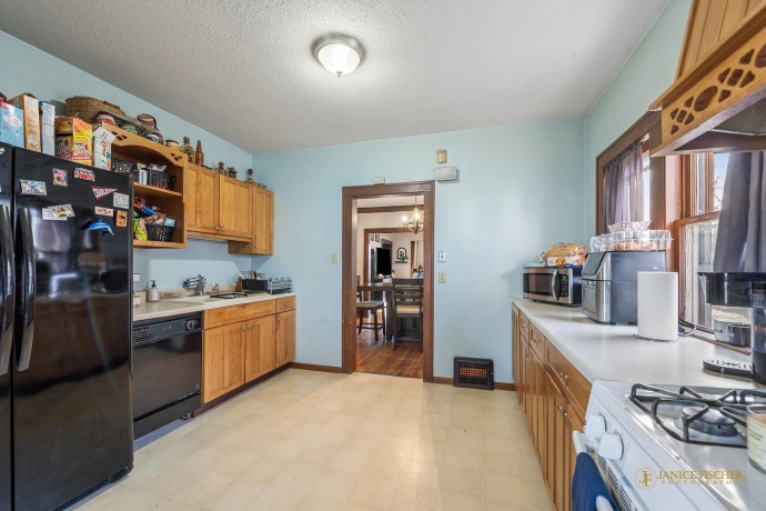 522 Rome, ROCKFORD, Illinois 61107, 2 Bedrooms Bedrooms, ,2 BathroomsBathrooms,House,For Sale,Rome,202601404