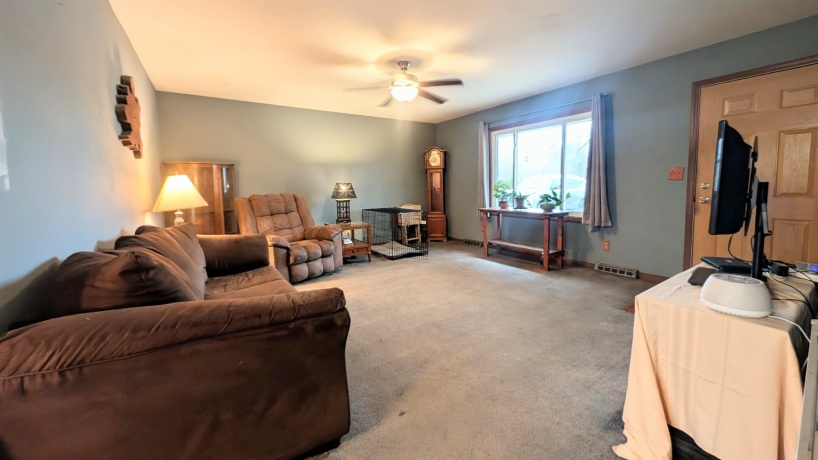 5790 Ada, ROSCOE, Illinois 61073, 3 Bedrooms Bedrooms, ,1 BathroomBathrooms,House,For Sale,Ada,202601407