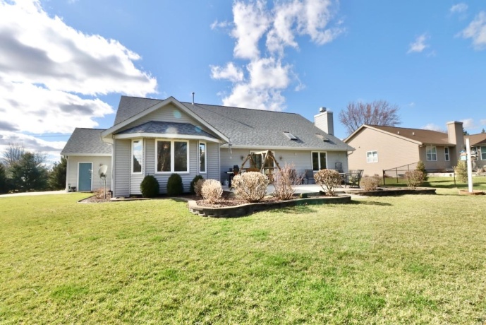 10107 Atwood, ROSCOE, Illinois 61073, 5 Bedrooms Bedrooms, ,3 BathroomsBathrooms,House,For Sale,Atwood,202601409