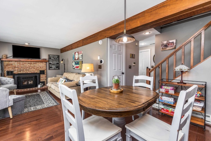 35 Thatcher, GALENA, Illinois 61036, 2 Bedrooms Bedrooms, ,2 BathroomsBathrooms,Condominium,For Sale,Thatcher,202601411