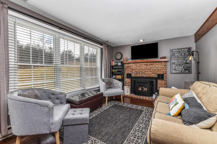 35 Thatcher, GALENA, Illinois 61036, 2 Bedrooms Bedrooms, ,2 BathroomsBathrooms,Condominium,For Sale,Thatcher,202601411