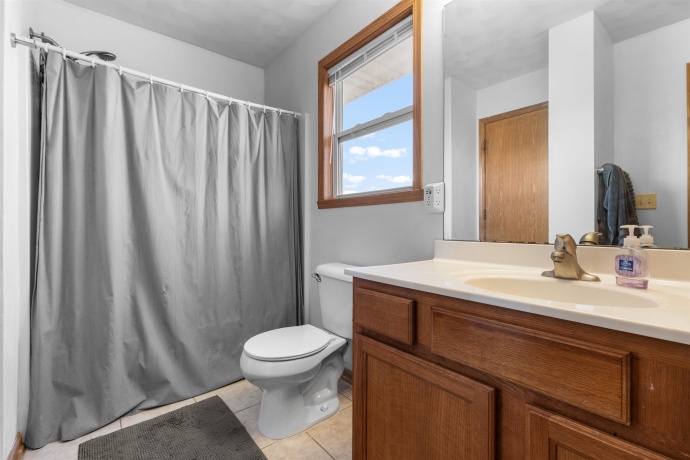 1237 Bailey, MACHESNEY PARK, Illinois 61115, 3 Bedrooms Bedrooms, ,1 BathroomBathrooms,House,For Sale,Bailey,202601412