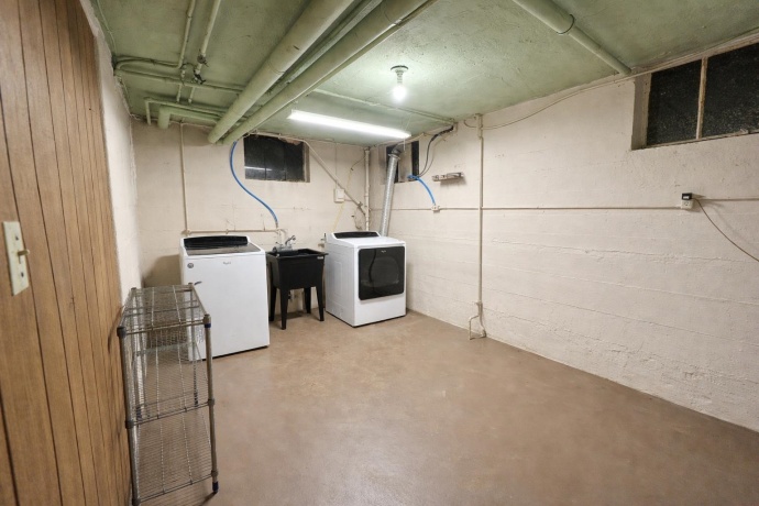 1261 Stephenson, FREEPORT, Illinois 61032, 3 Bedrooms Bedrooms, ,2 BathroomsBathrooms,House,For Sale,Stephenson,202601062