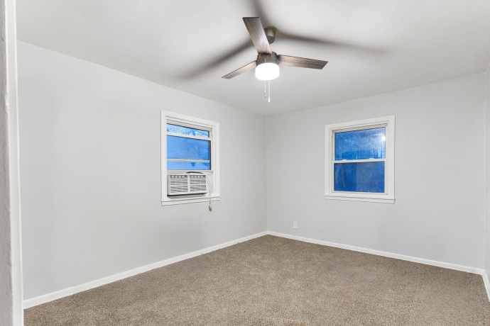 920 Oakley, ROCKFORD, Illinois 61101, 3 Bedrooms Bedrooms, ,2 BathroomsBathrooms,House,For Sale,Oakley,202600203