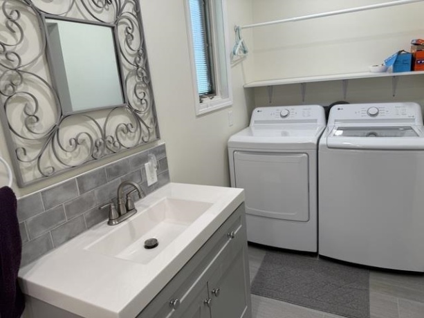 1536 & 1546 La Harpe, LaSalle, Illinois 61301, 2 Bedrooms Bedrooms, ,2 BathroomsBathrooms,House,For Sale,La Harpe,202601414