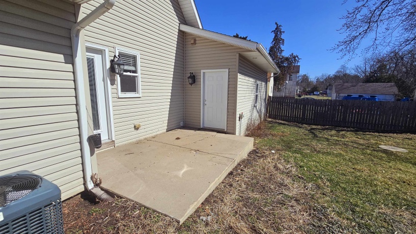 8098 Hartlein, SHIRLAND, Illinois 61079, 3 Bedrooms Bedrooms, ,2 BathroomsBathrooms,House,For Sale,Hartlein,202601004