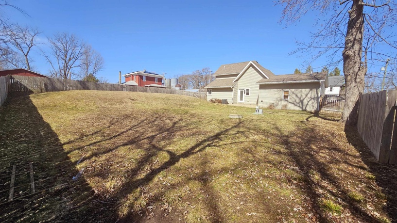 8098 Hartlein, SHIRLAND, Illinois 61079, 3 Bedrooms Bedrooms, ,2 BathroomsBathrooms,House,For Sale,Hartlein,202601004