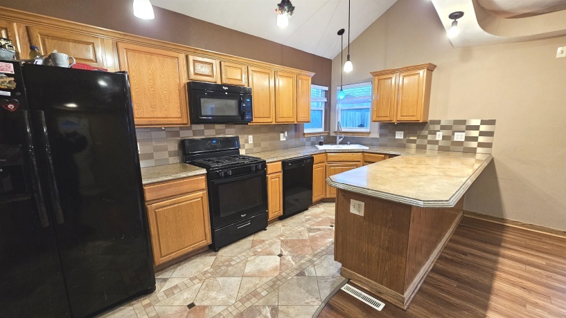 8098 Hartlein, SHIRLAND, Illinois 61079, 3 Bedrooms Bedrooms, ,2 BathroomsBathrooms,House,For Sale,Hartlein,202601004