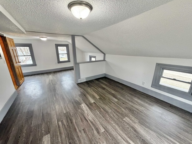 8083 Green, Grand DeTour, Illinois 61021, 3 Bedrooms Bedrooms, ,3 BathroomsBathrooms,House,For Sale,Green,202601415