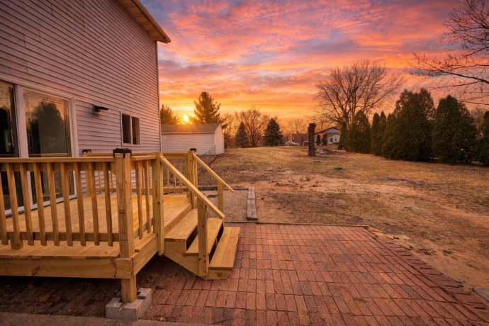 8083 Green, Grand DeTour, Illinois 61021, 3 Bedrooms Bedrooms, ,3 BathroomsBathrooms,House,For Sale,Green,202601415