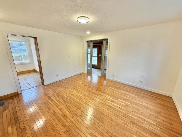 8083 Green, Grand DeTour, Illinois 61021, 3 Bedrooms Bedrooms, ,3 BathroomsBathrooms,House,For Sale,Green,202601415