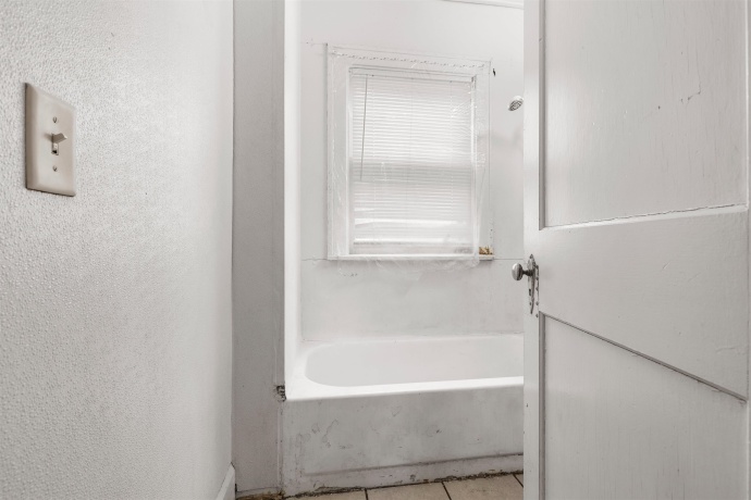 610 Horace, ROCKFORD, Illinois 61102, 4 Bedrooms Bedrooms, ,1 BathroomBathrooms,House,For Sale,Horace,202601417