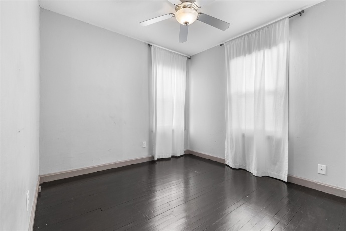 2120 Van Wie, ROCKFORD, Illinois 61103, 2 Bedrooms Bedrooms, ,1 BathroomBathrooms,House,For Sale,Van Wie,202601419