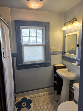 2215 Benderwirt, ROCKFORD, Illinois 61103, 2 Bedrooms Bedrooms, ,1 BathroomBathrooms,House,For Sale,Benderwirt,202601422