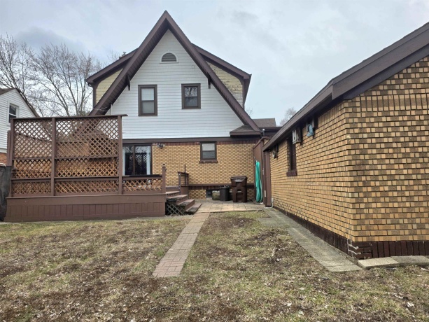 2215 Benderwirt, ROCKFORD, Illinois 61103, 2 Bedrooms Bedrooms, ,1 BathroomBathrooms,House,For Sale,Benderwirt,202601422