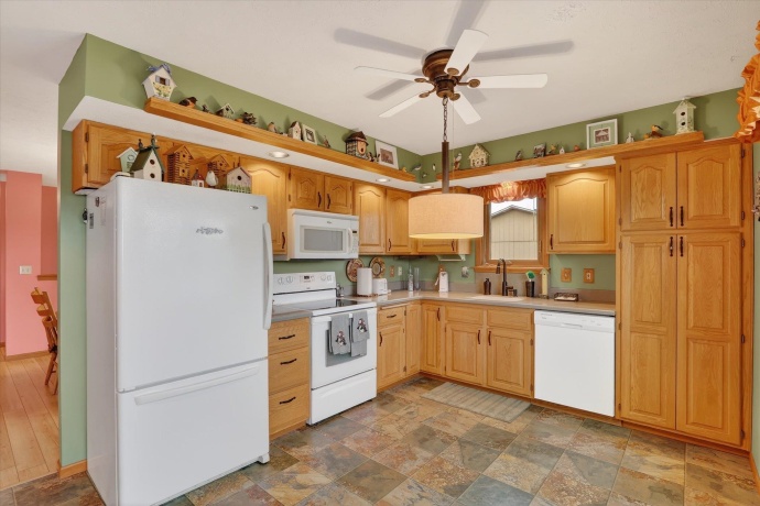 1210 Lake Summerset Rd, DAVIS, Illinois 61019, 3 Bedrooms Bedrooms, ,3 BathroomsBathrooms,House,For Sale,Lake Summerset Rd,202601423