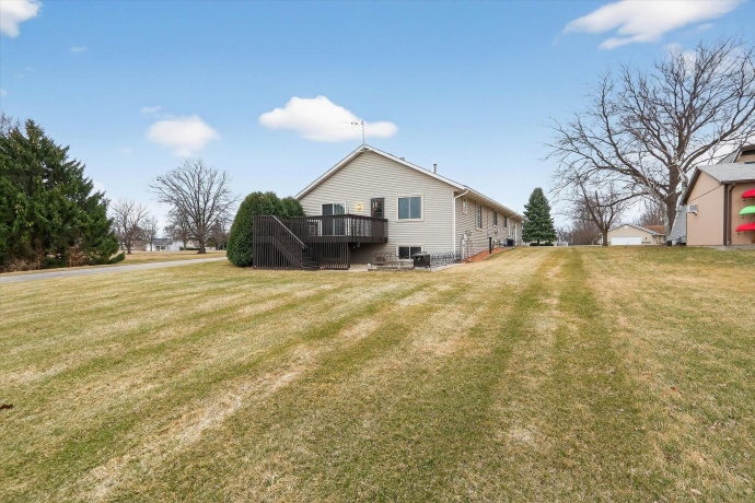 1210 Lake Summerset Rd, DAVIS, Illinois 61019, 3 Bedrooms Bedrooms, ,3 BathroomsBathrooms,House,For Sale,Lake Summerset Rd,202601423