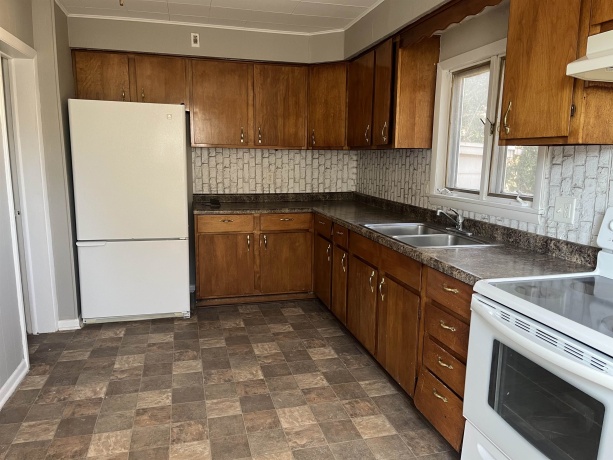 514 Garden, FREEPORT, Illinois 61032, 3 Bedrooms Bedrooms, ,1 BathroomBathrooms,House,For Sale,Garden,202601426