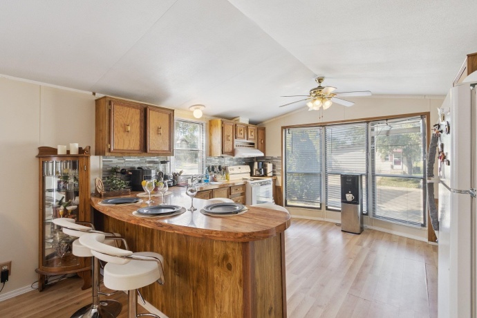 579 Park, BELVIDERE, Illinois 61008, 2 Bedrooms Bedrooms, ,1 BathroomBathrooms,House,For Sale,Park,202506015