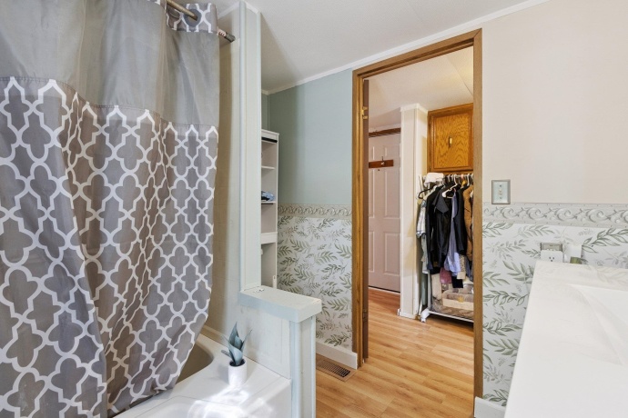 579 Park, BELVIDERE, Illinois 61008, 2 Bedrooms Bedrooms, ,1 BathroomBathrooms,House,For Sale,Park,202506015