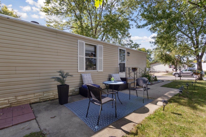 579 Park, BELVIDERE, Illinois 61008, 2 Bedrooms Bedrooms, ,1 BathroomBathrooms,House,For Sale,Park,202506015