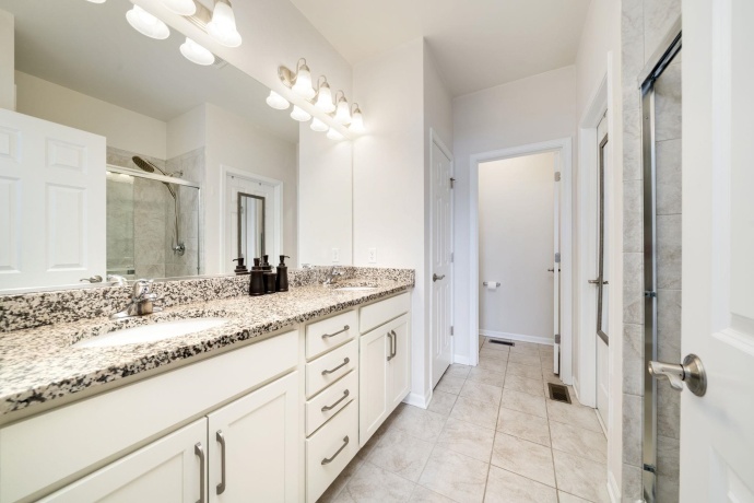 429 Dekalb, MAPLE PARK, Illinois 60151, 3 Bedrooms Bedrooms, ,2 BathroomsBathrooms,House,For Sale,Dekalb,202600836