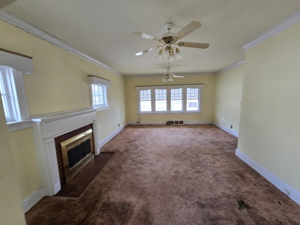 112 Rome, ROCKFORD, Illinois 61107, 2 Bedrooms Bedrooms, ,1 BathroomBathrooms,House,For Sale,Rome,202601439