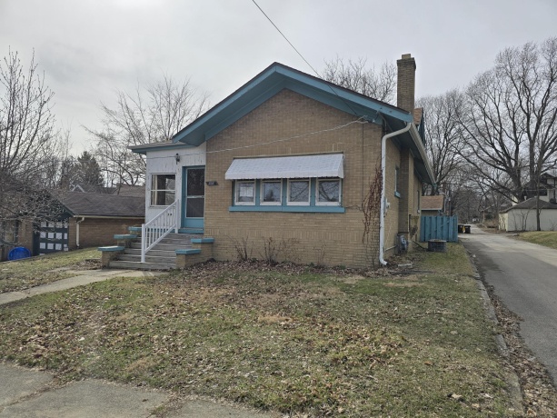 112 Rome, ROCKFORD, Illinois 61107, 2 Bedrooms Bedrooms, ,1 BathroomBathrooms,House,For Sale,Rome,202601439