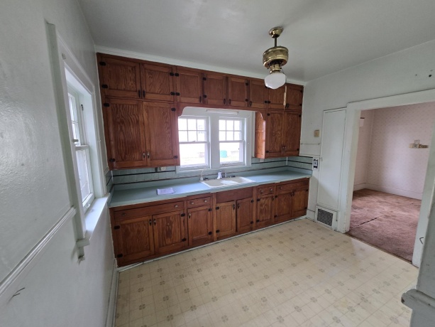 112 Rome, ROCKFORD, Illinois 61107, 2 Bedrooms Bedrooms, ,1 BathroomBathrooms,House,For Sale,Rome,202601439