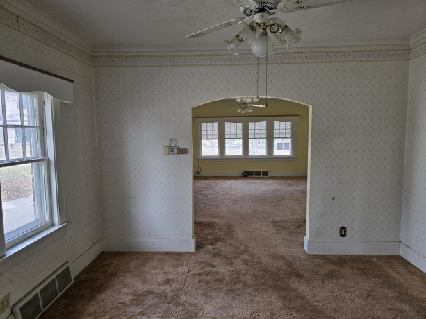 112 Rome, ROCKFORD, Illinois 61107, 2 Bedrooms Bedrooms, ,1 BathroomBathrooms,House,For Sale,Rome,202601439