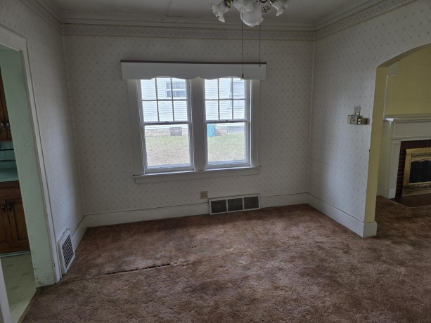 112 Rome, ROCKFORD, Illinois 61107, 2 Bedrooms Bedrooms, ,1 BathroomBathrooms,House,For Sale,Rome,202601439