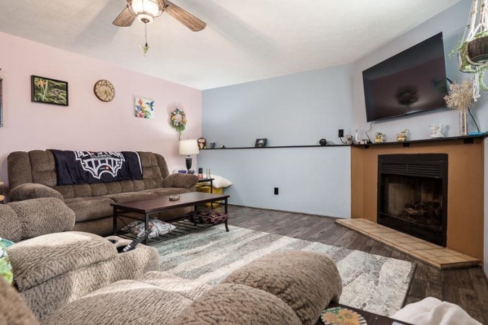 1019 Bunting, MACHESNEY PARK, Illinois 61115, 4 Bedrooms Bedrooms, ,3 BathroomsBathrooms,House,For Sale,Bunting,202601441