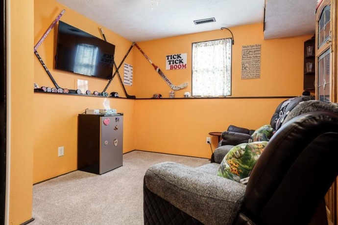 1019 Bunting, MACHESNEY PARK, Illinois 61115, 4 Bedrooms Bedrooms, ,3 BathroomsBathrooms,House,For Sale,Bunting,202601441