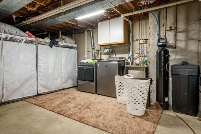 1019 Bunting, MACHESNEY PARK, Illinois 61115, 4 Bedrooms Bedrooms, ,3 BathroomsBathrooms,House,For Sale,Bunting,202601441