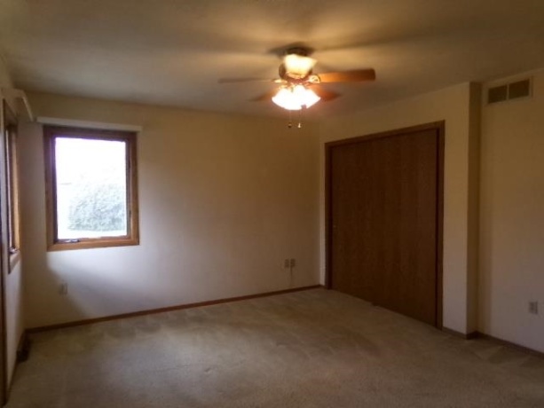 2115 Cimarron Drive, FREEPORT, Illinois 61032, 3 Bedrooms Bedrooms, ,3 BathroomsBathrooms,House,For Sale,Cimarron Drive,202601444