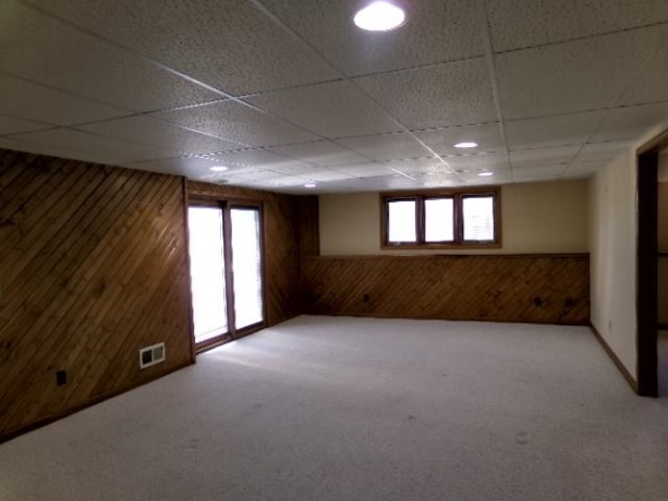 2115 Cimarron Drive, FREEPORT, Illinois 61032, 3 Bedrooms Bedrooms, ,3 BathroomsBathrooms,House,For Sale,Cimarron Drive,202601444