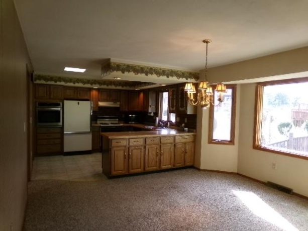 2115 Cimarron Drive, FREEPORT, Illinois 61032, 3 Bedrooms Bedrooms, ,3 BathroomsBathrooms,House,For Sale,Cimarron Drive,202601444