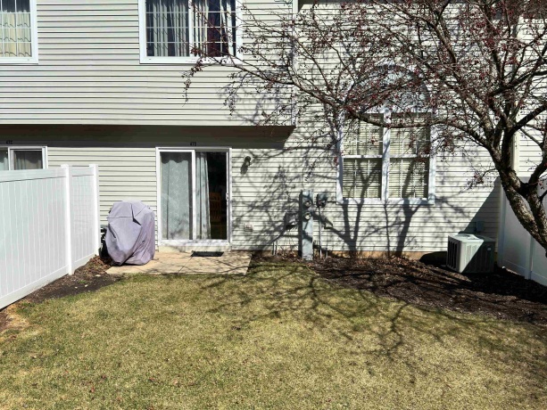 47D Rolling Oaks, SUGAR GROVE, Illinois 60554, 3 Bedrooms Bedrooms, ,1 BathroomBathrooms,Condominium,For Sale,Rolling Oaks,202601446