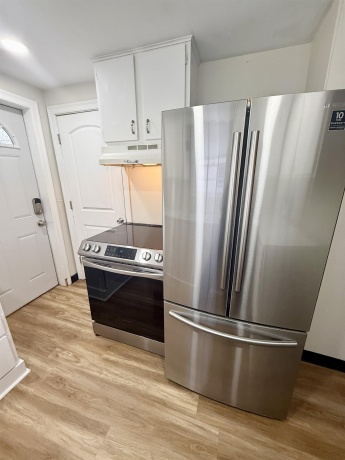 401 Junius, LOVES PARK, Illinois 61111, 3 Bedrooms Bedrooms, ,2 BathroomsBathrooms,House,For Sale,Junius,202601132