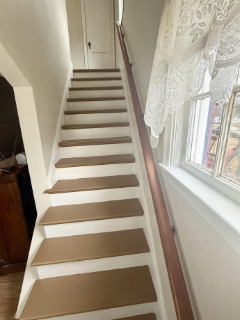 401 Junius, LOVES PARK, Illinois 61111, 3 Bedrooms Bedrooms, ,2 BathroomsBathrooms,House,For Sale,Junius,202601132