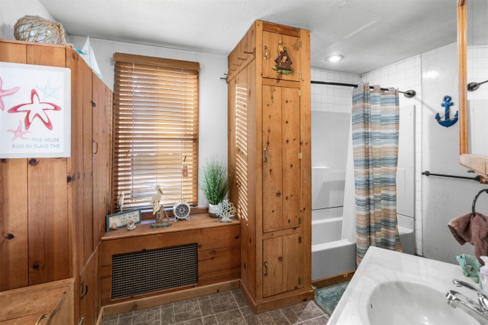 916 Berylan, BELVIDERE, Illinois 61008, 4 Bedrooms Bedrooms, ,1 BathroomBathrooms,House,For Sale,Berylan,202601069