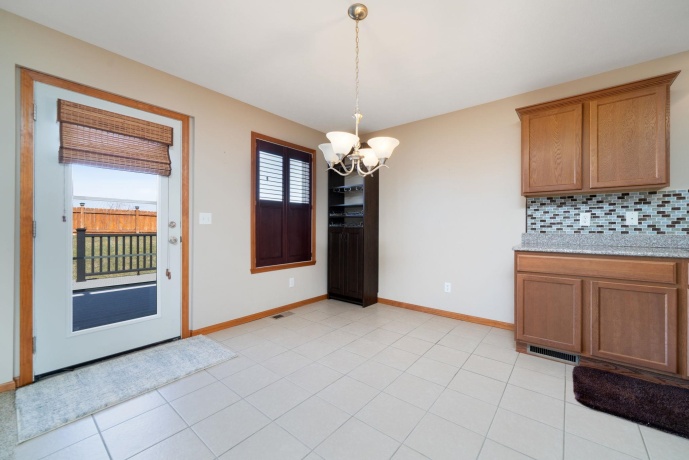 6928 Tupelo, LOVES PARK, Illinois 61111, 3 Bedrooms Bedrooms, ,2 BathroomsBathrooms,House,For Sale,Tupelo,202601450