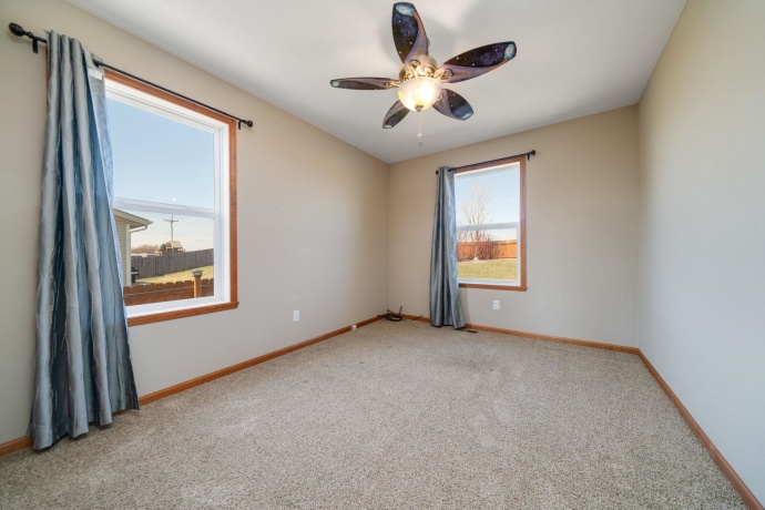 6928 Tupelo, LOVES PARK, Illinois 61111, 3 Bedrooms Bedrooms, ,2 BathroomsBathrooms,House,For Sale,Tupelo,202601450