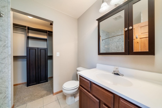 6928 Tupelo, LOVES PARK, Illinois 61111, 3 Bedrooms Bedrooms, ,2 BathroomsBathrooms,House,For Sale,Tupelo,202601450