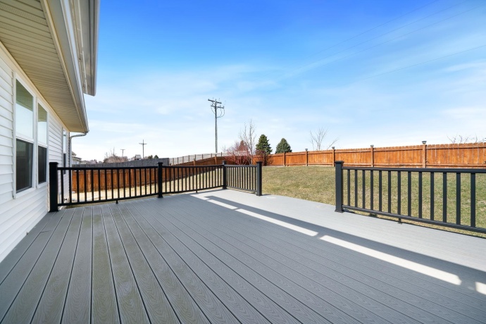 6928 Tupelo, LOVES PARK, Illinois 61111, 3 Bedrooms Bedrooms, ,2 BathroomsBathrooms,House,For Sale,Tupelo,202601450