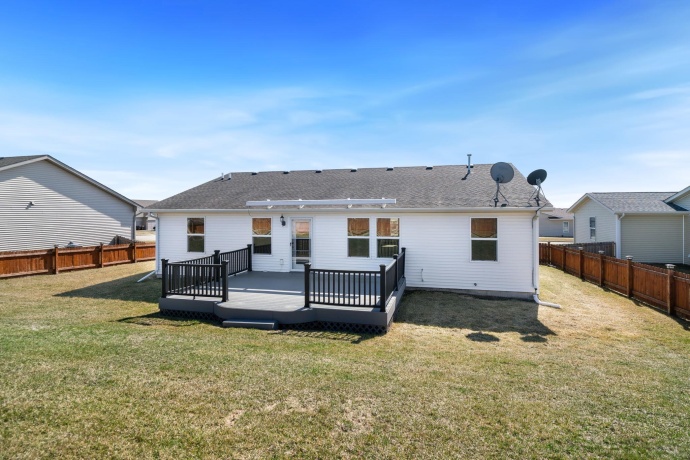 6928 Tupelo, LOVES PARK, Illinois 61111, 3 Bedrooms Bedrooms, ,2 BathroomsBathrooms,House,For Sale,Tupelo,202601450